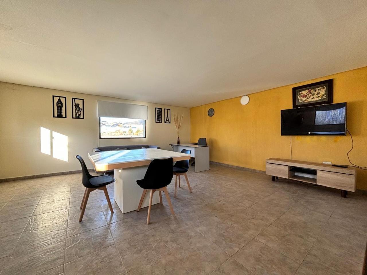 Terminal Suites El Calafate Bagian luar foto